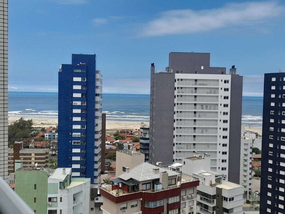 Apartamento com Vista Oceânica Apartamento Torres Exterior foto